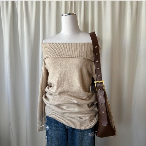 Banana Republic off-the-shoulder sweater dress size small. - Picture 4 of 8